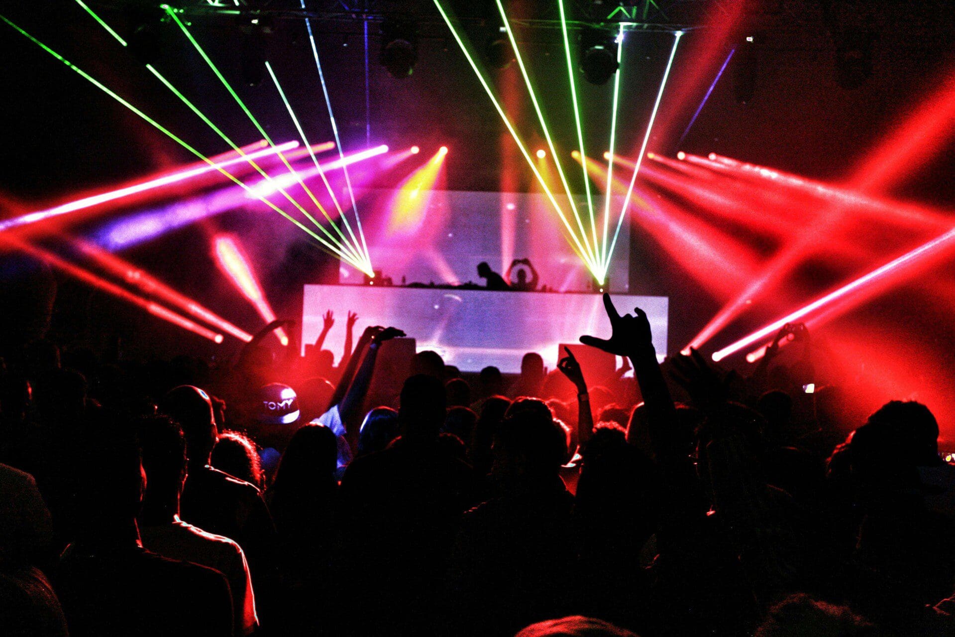 The 12 Best Barcelona Night Clubs for an Epic Night Out