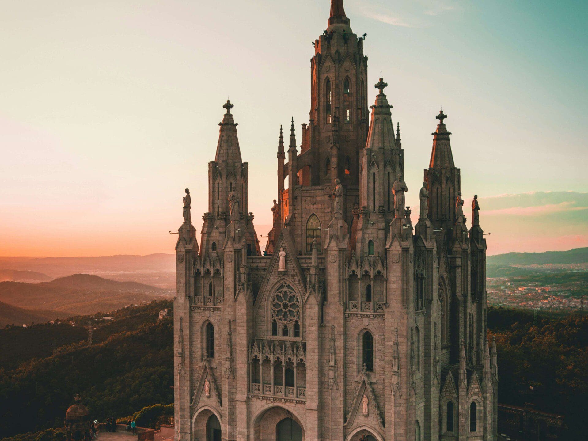 Essential Stops for Exploring Barcelona's Gothic Quarter